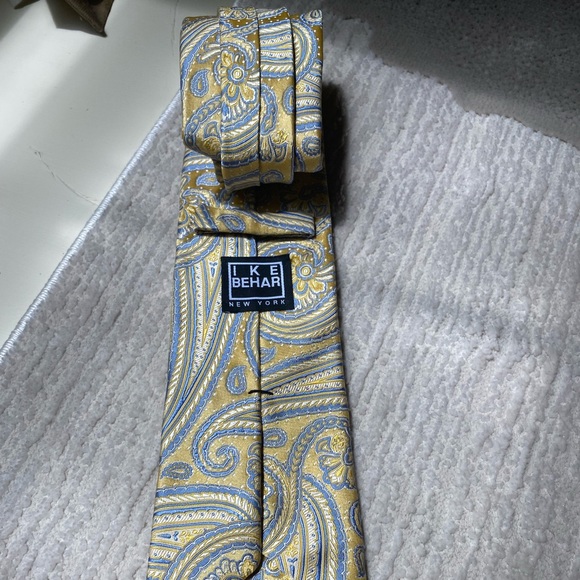 Men’s Ike Behar Tie - Picture 3 of 4